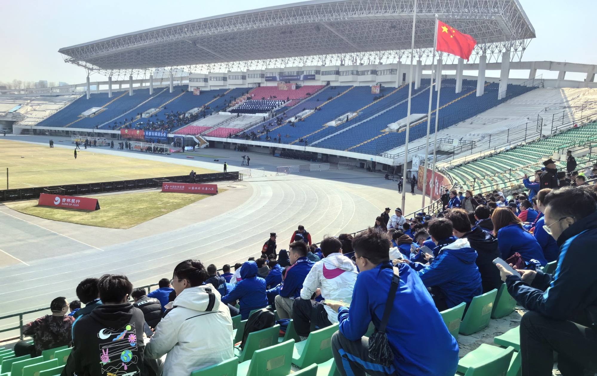 上海申花客场挑战河北华夏幸福，冲击胜局的简单介绍
