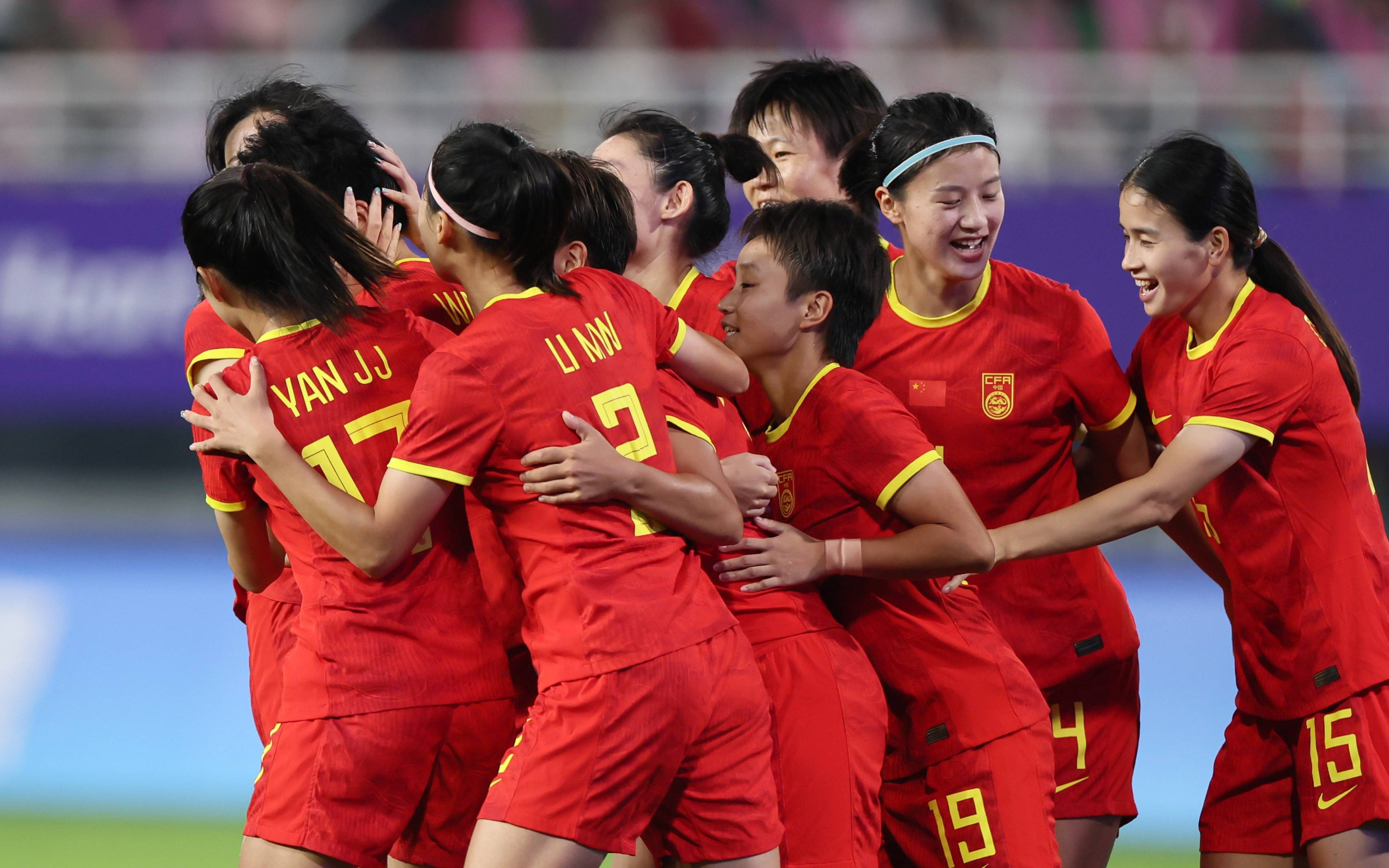 关于精彩比赛！中国女足在比赛中全力以赴取胜的信息